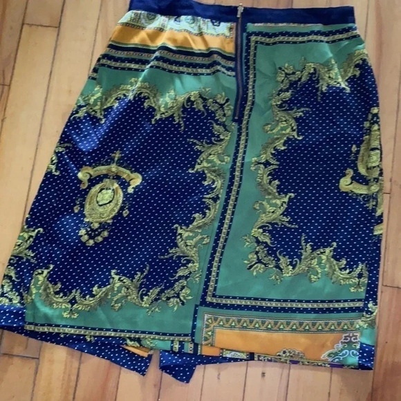 Tristan  skirt - Picture 4 of 4